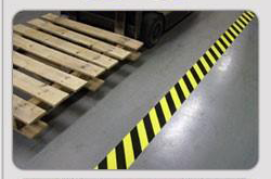 Golvmarkering Outdoor / Cold storage Hazard